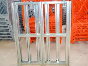 Pallet thép