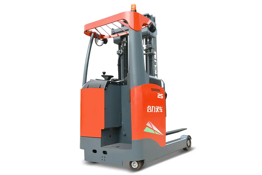 xe-nang-reach-truck-dung-lai