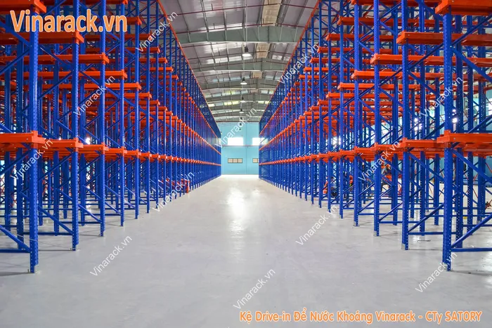 Hình ảnh hệ thống kệ kho hàng do Unirack thiết kế, sản xuất và lắp đặt trong những dự án gần đây nhất